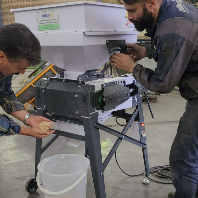grain-flaking-machine-M313-sadeghisanat-5